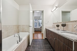 - 410 Acoma St 206-S0203-1-026.jpg