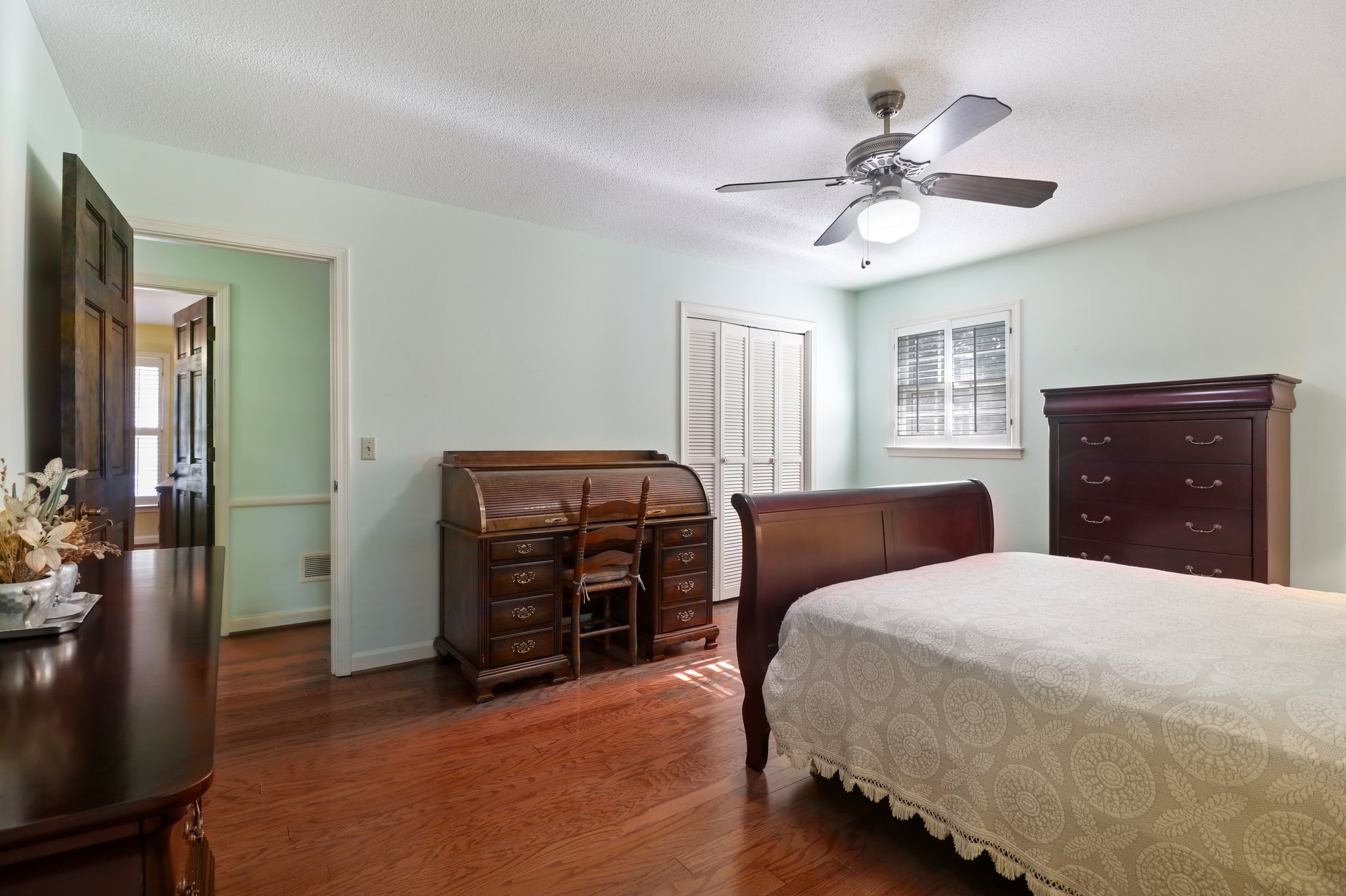 Beechwood Dr-S3007-028.jpg