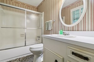 Beechwood Dr-S3007-030.jpg