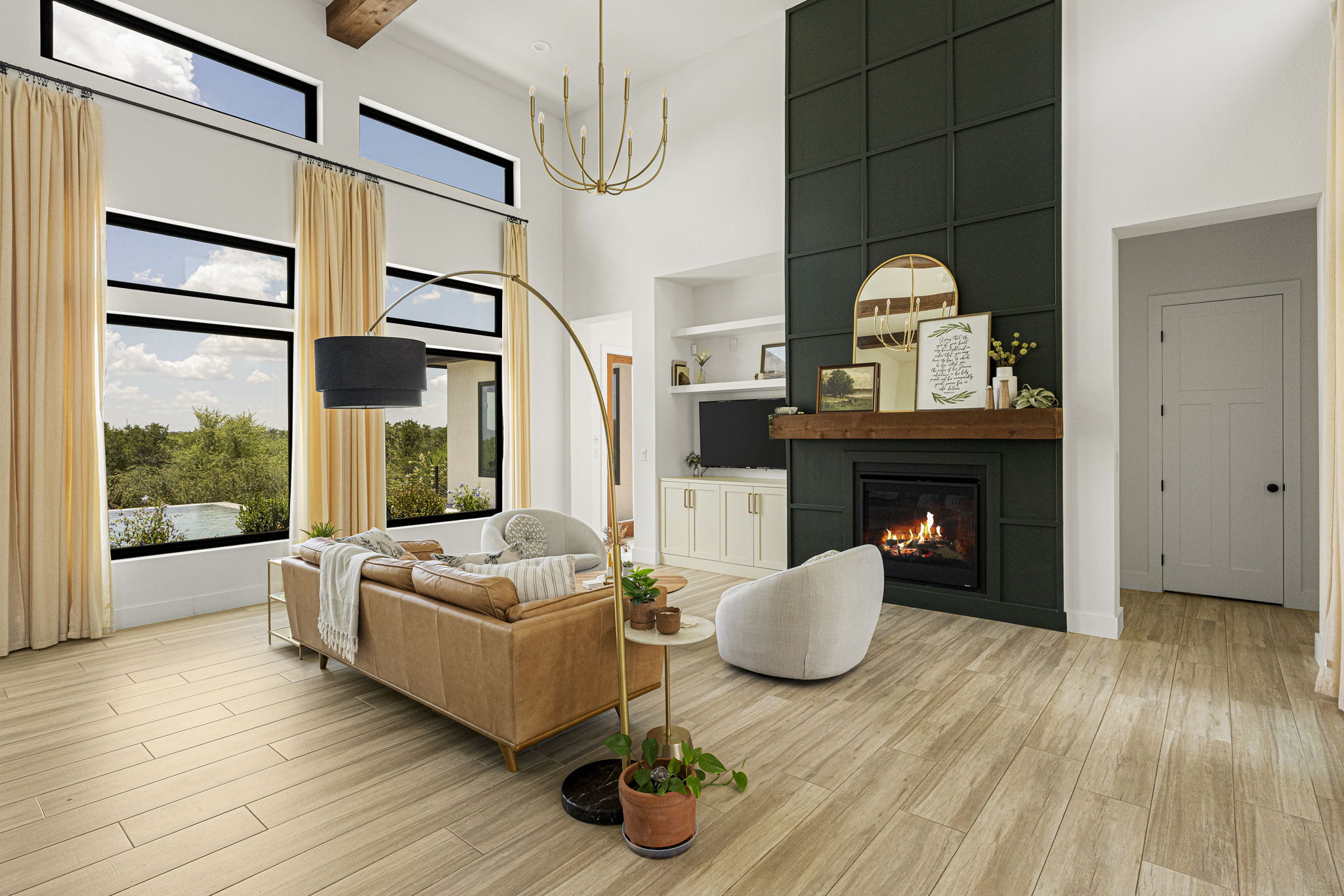  Photo 8