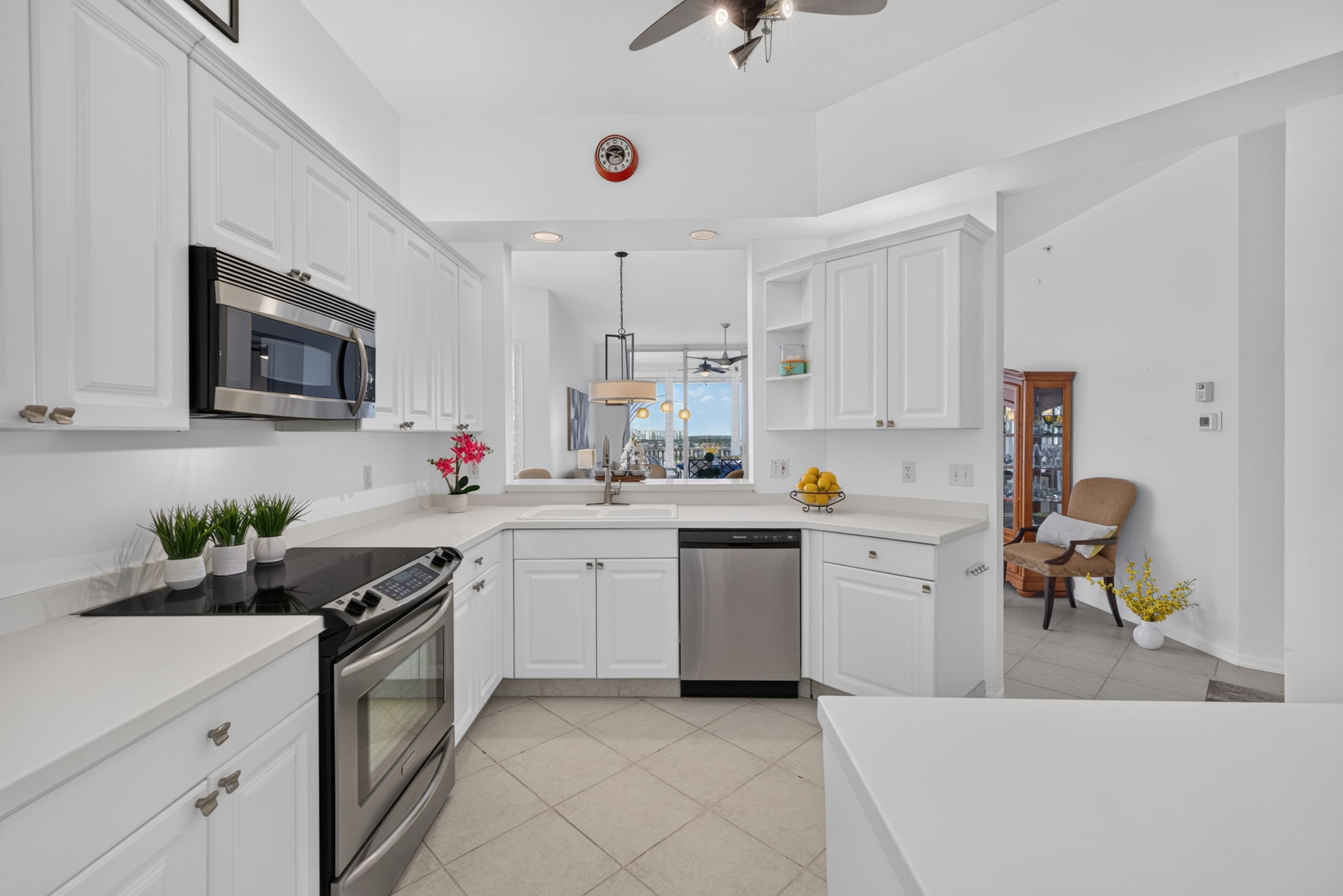 Kitchen 1 of 3