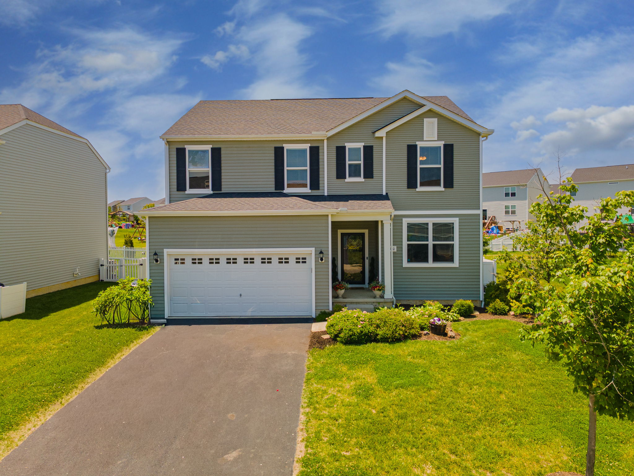 Photo 65