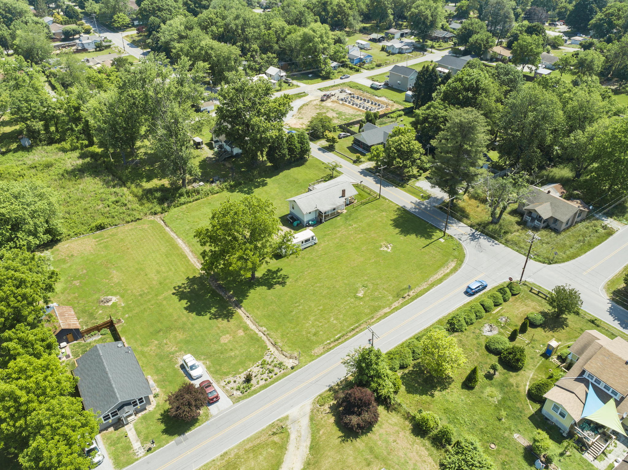 410 Glover St, Hendersonville, NC 28792, USA Photo 46