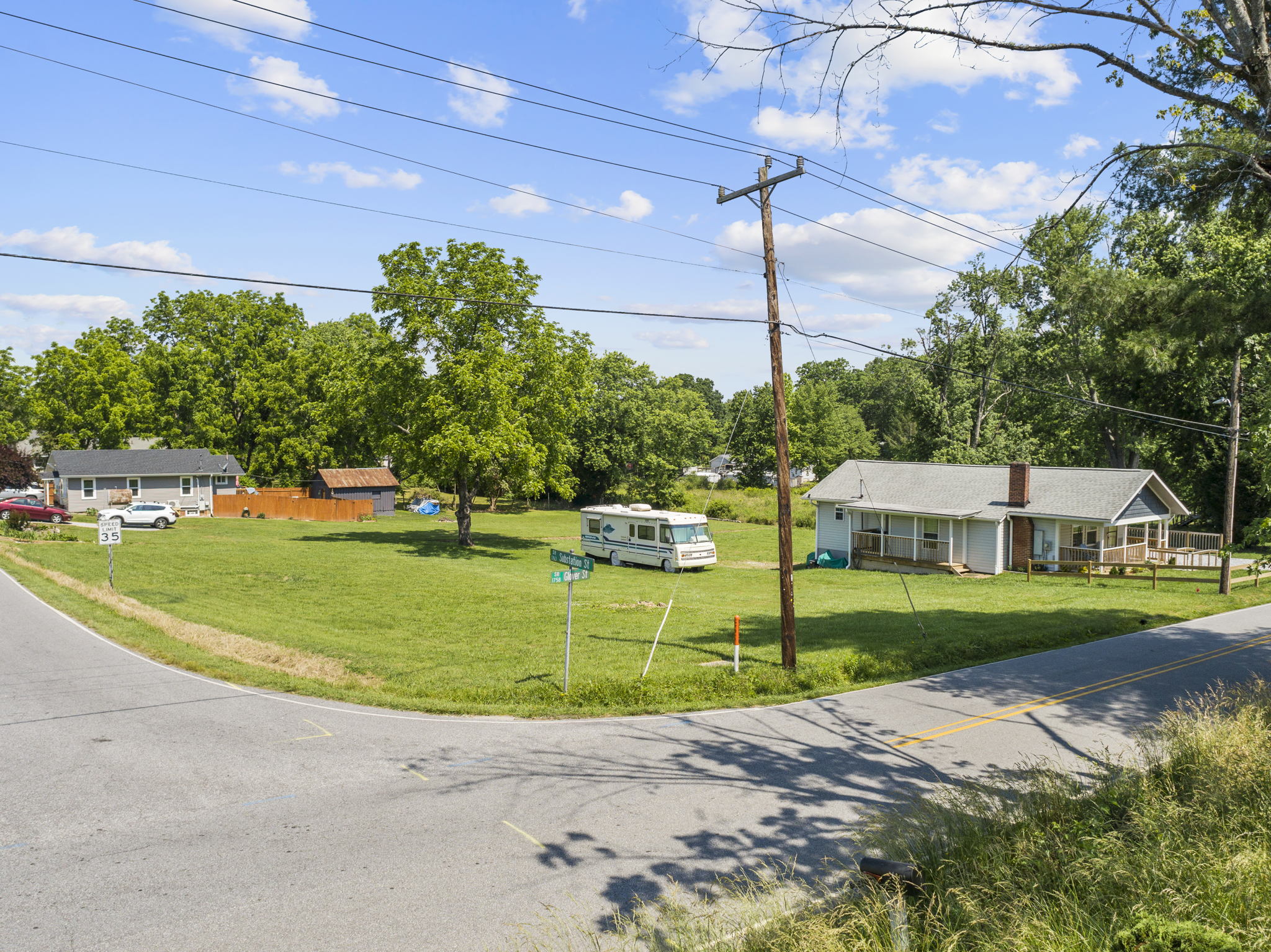 410 Glover St, Hendersonville, NC 28792, USA Photo 39