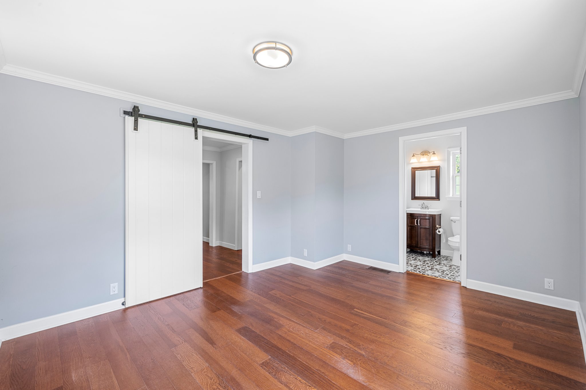 410 Glover St, Hendersonville, NC 28792, USA Photo 24