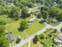 410 Glover St, Hendersonville, NC 28792, USA Photo 45