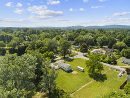 410 Glover St, Hendersonville, NC 28792, USA Photo 55