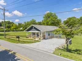 410 Glover St, Hendersonville, NC 28792, USA Photo 51