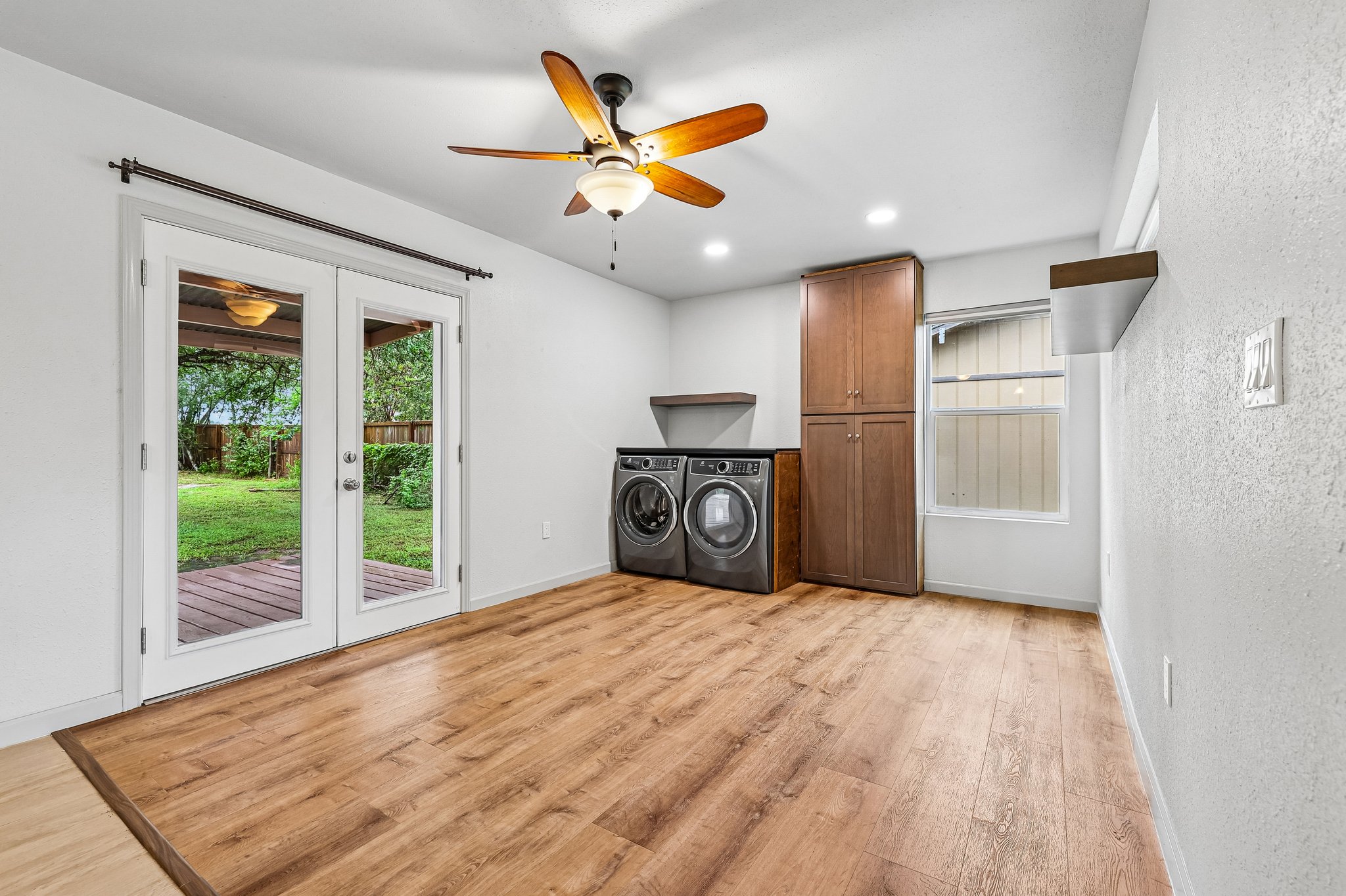 Magnolia St-S1507-012.jpg