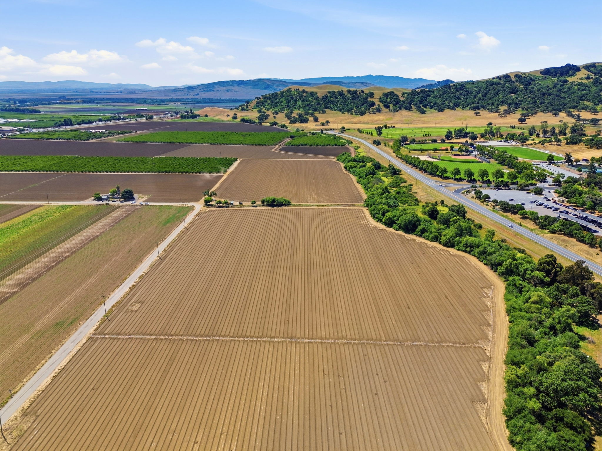 015_F8_AERIAL_410 Mesa Rd