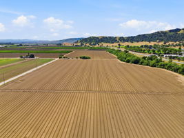 021_F8_AERIAL_410 Mesa Rd
