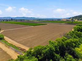 025_F8_AERIAL_410 Mesa Rd