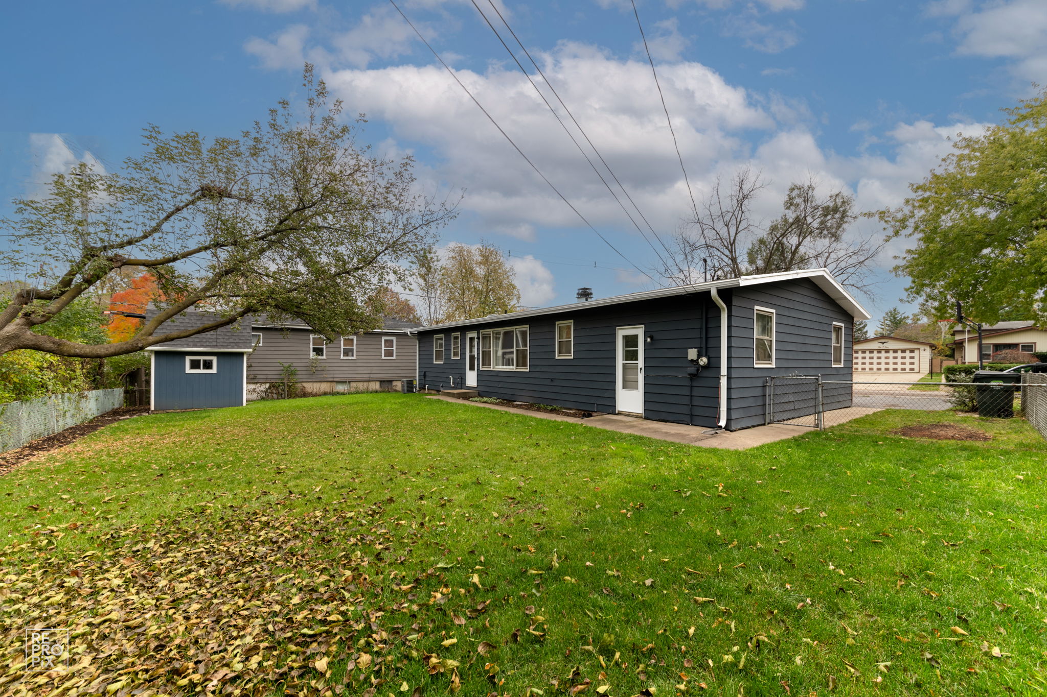 410 N Shore Dr, Mundelein, IL 60060_013