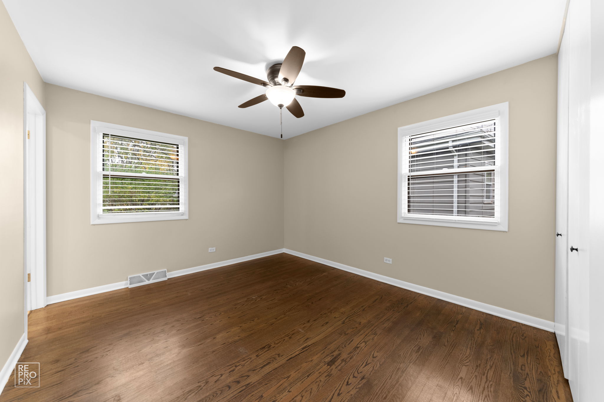410 N Shore Dr, Mundelein, IL 60060_007
