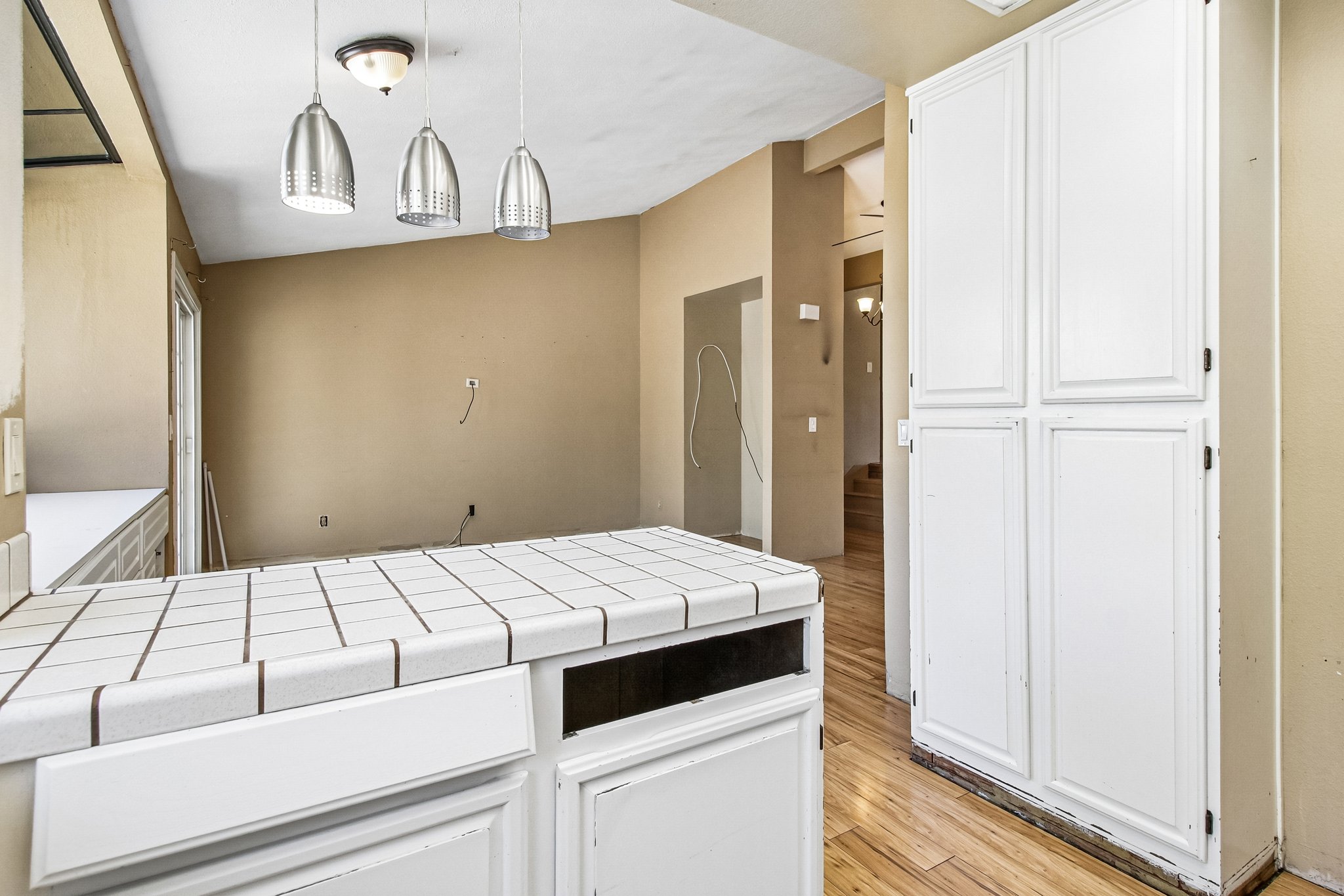 Oak Breeze Ct-S2606-025.jpg