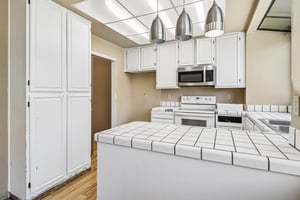Oak Breeze Ct-S2606-022.jpg