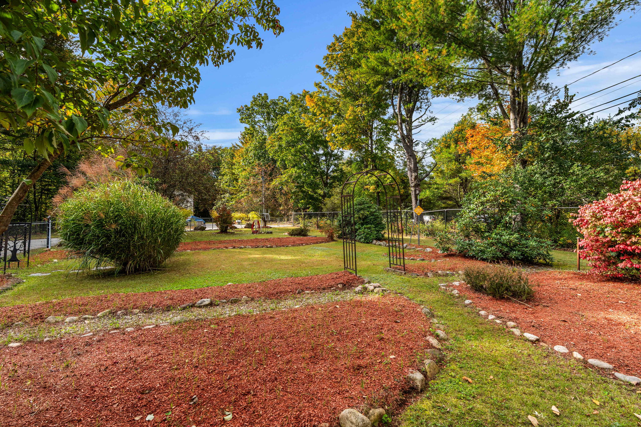 410 River Rd, Weare, NH 03281, USA Photo 4