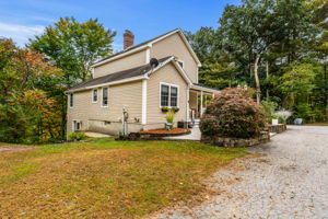 410 River Rd, Weare, NH 03281, USA Photo 9