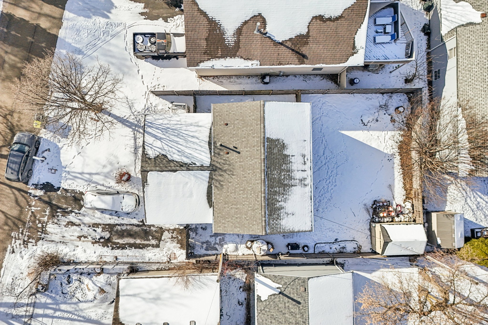 Riverside Dr-S3101-053.jpg