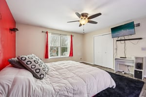 Riverside Dr-S3101-019.jpg