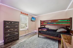 Riverside Dr-S3101-024.jpg