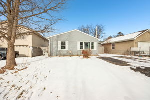 410 Riverside Dr, Lakemoor, IL 60051, USA Photo 37