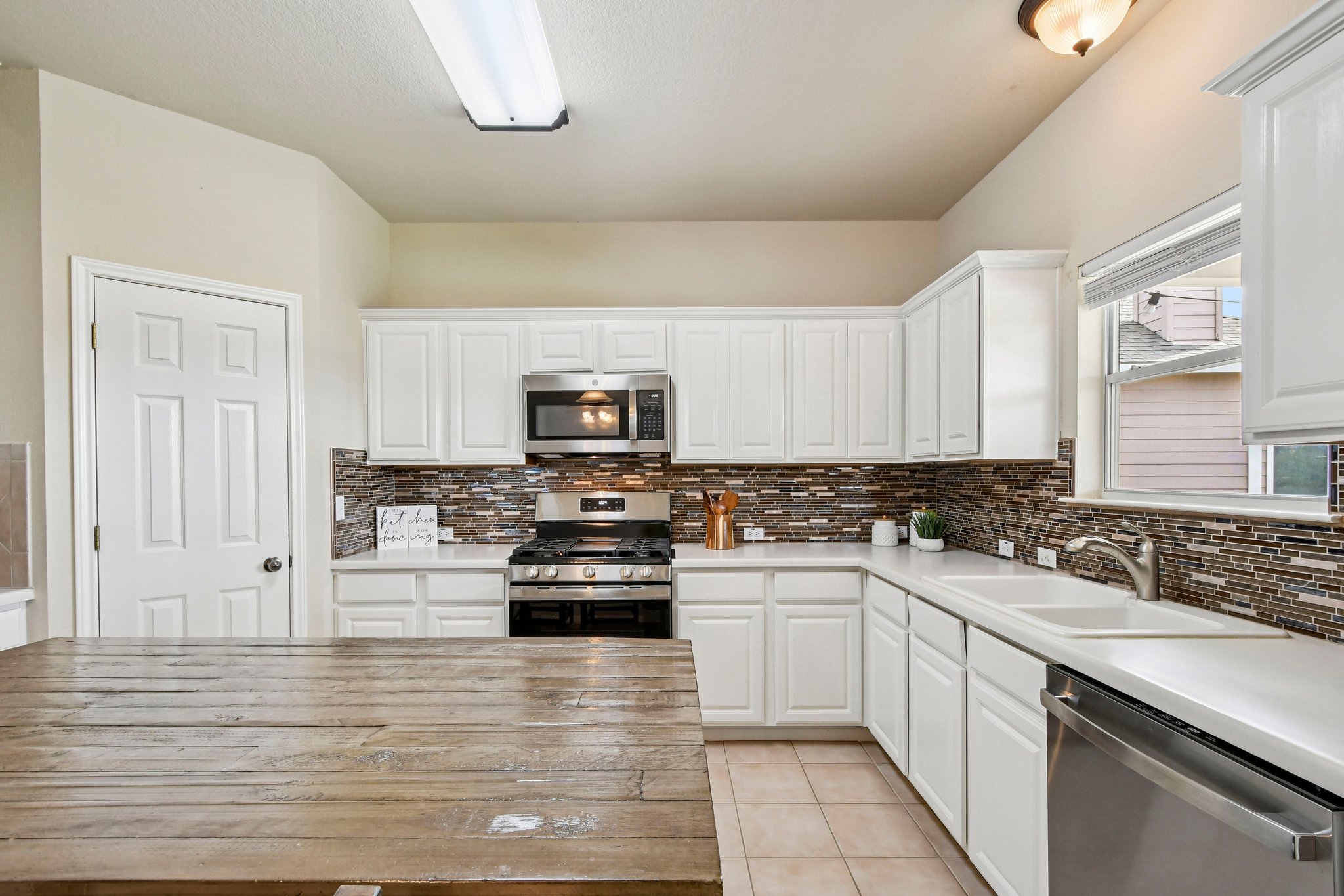 Rosedale Blvd-S0603-023.jpg