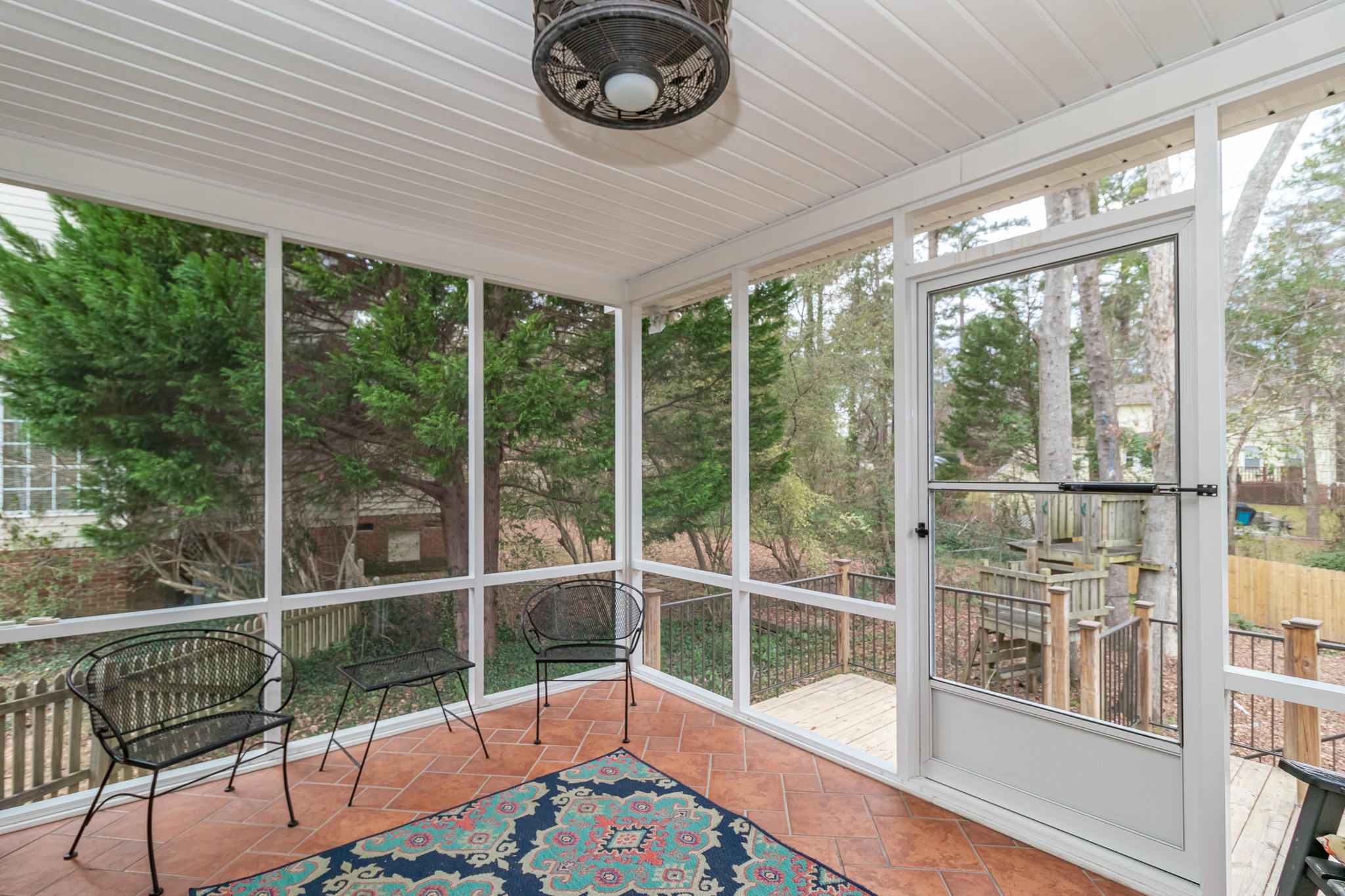Screened-in Porch