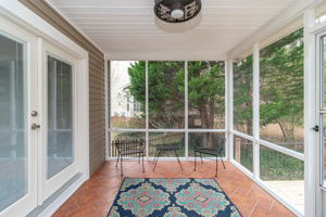 Screened-in Porch