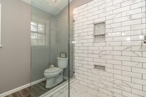 Owner's En-Suite Bath