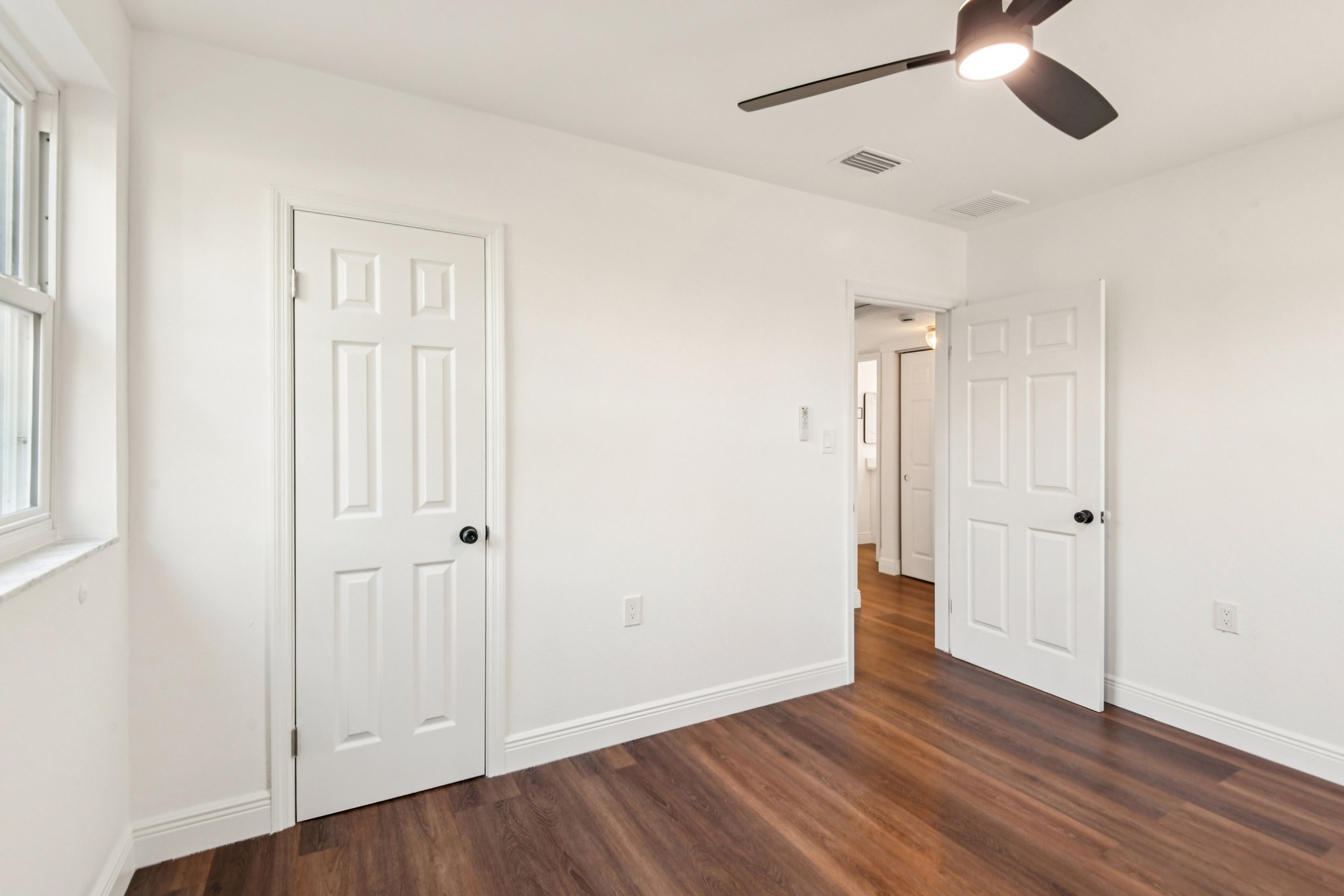 Virginia Ave-S2611-023.jpg