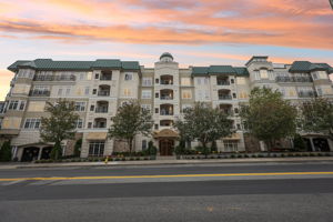 410 Westchester Ave- blocks away from train and downtown Port Chester