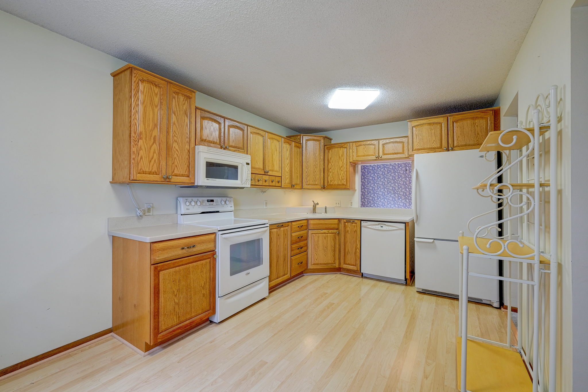 8 Kitchen