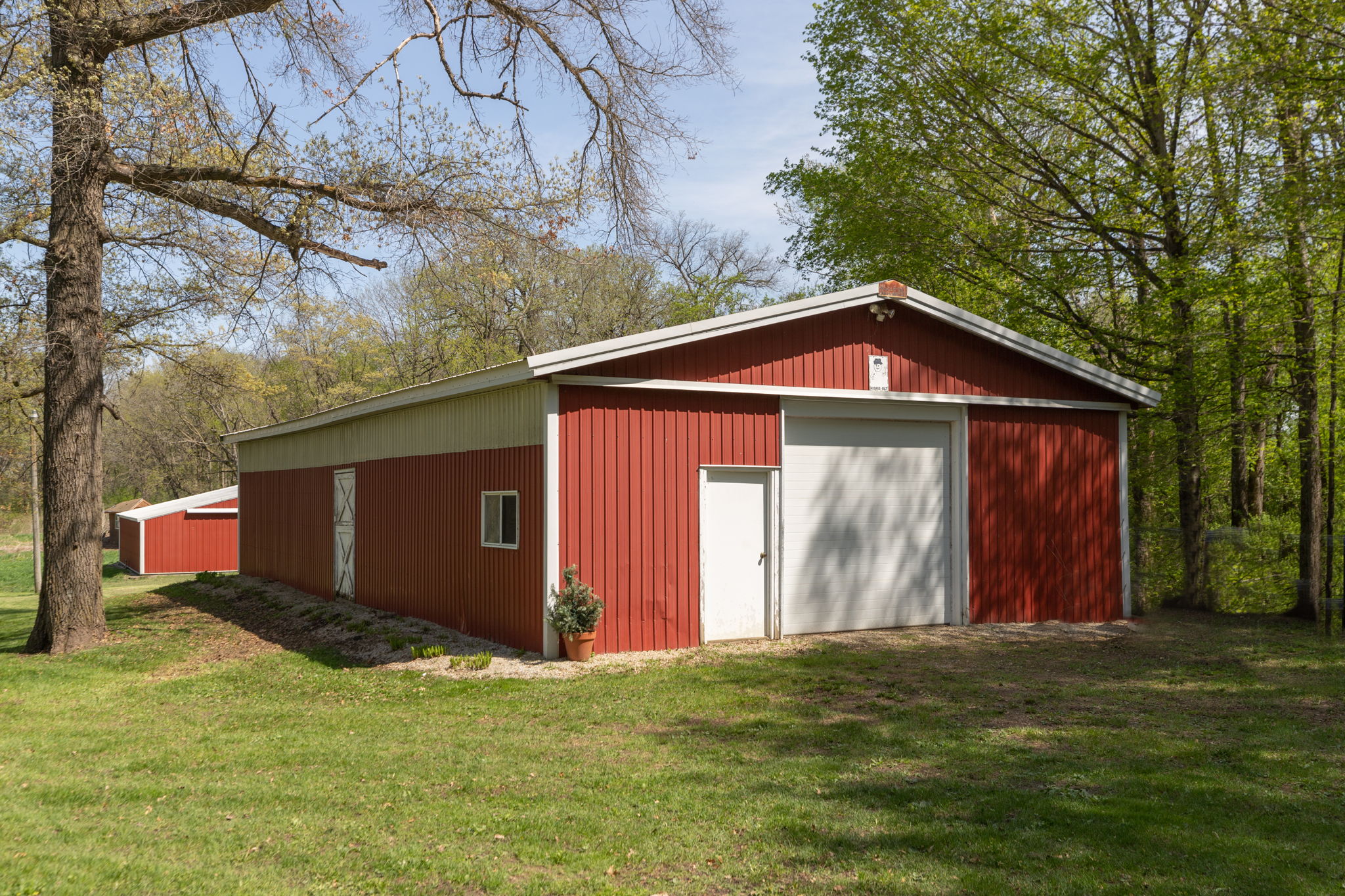 46-Pole Shed