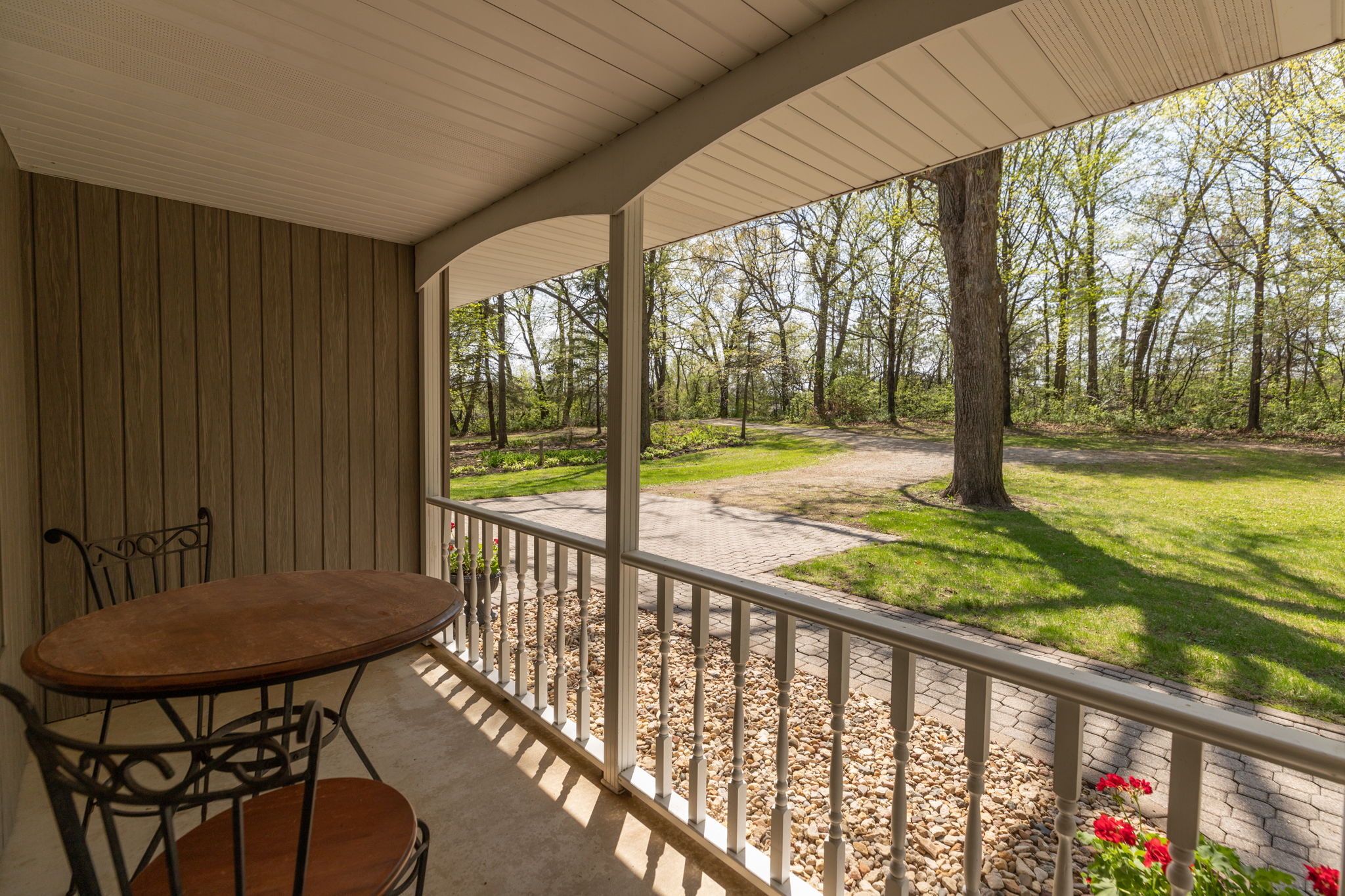 05-Porch