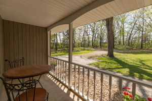 05-Porch