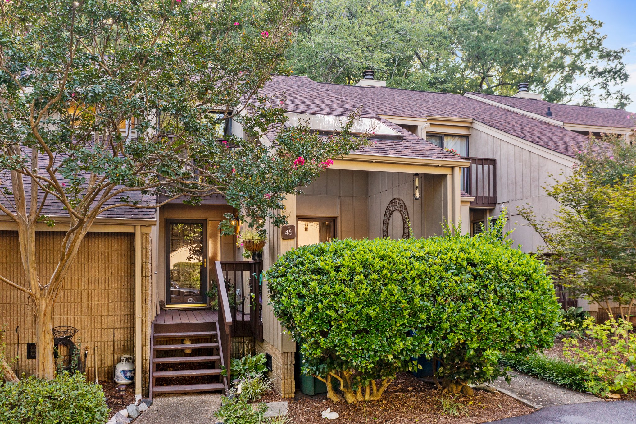 4100 Five Oaks Dr, Durham, NC 27707, USA Photo 2