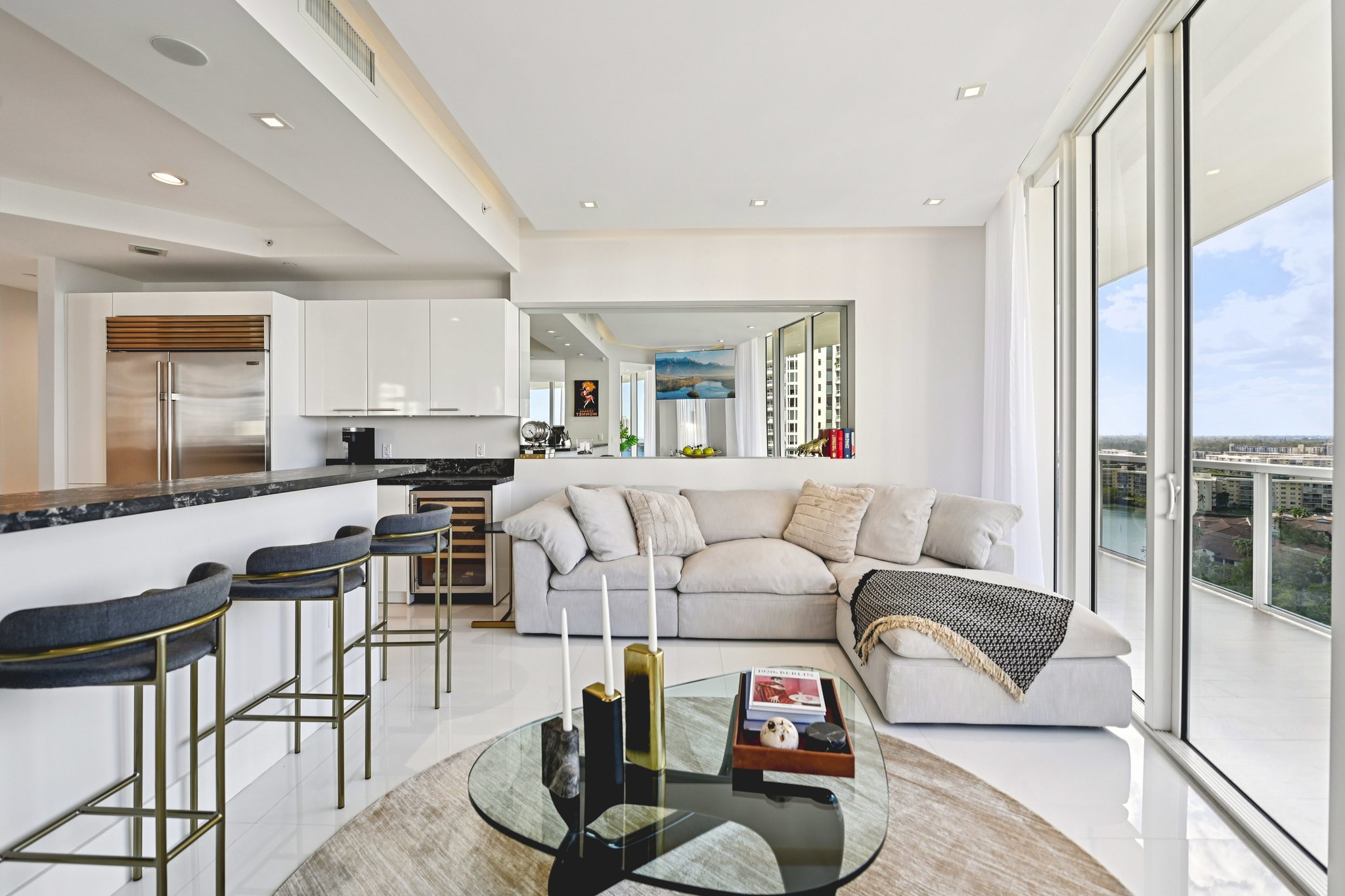 Island Blvd-S1702-006.jpg