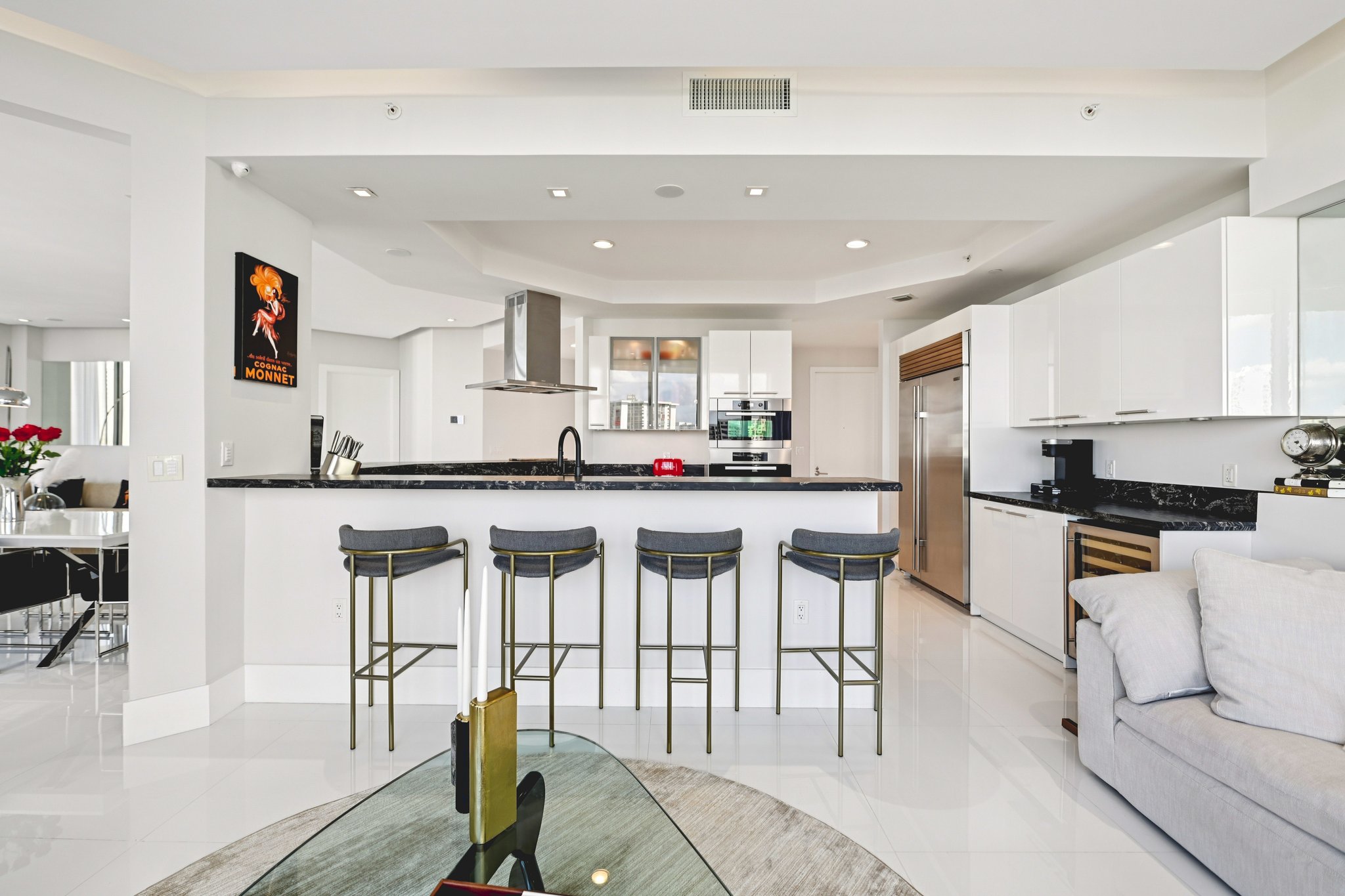 Island Blvd-S1702-007.jpg