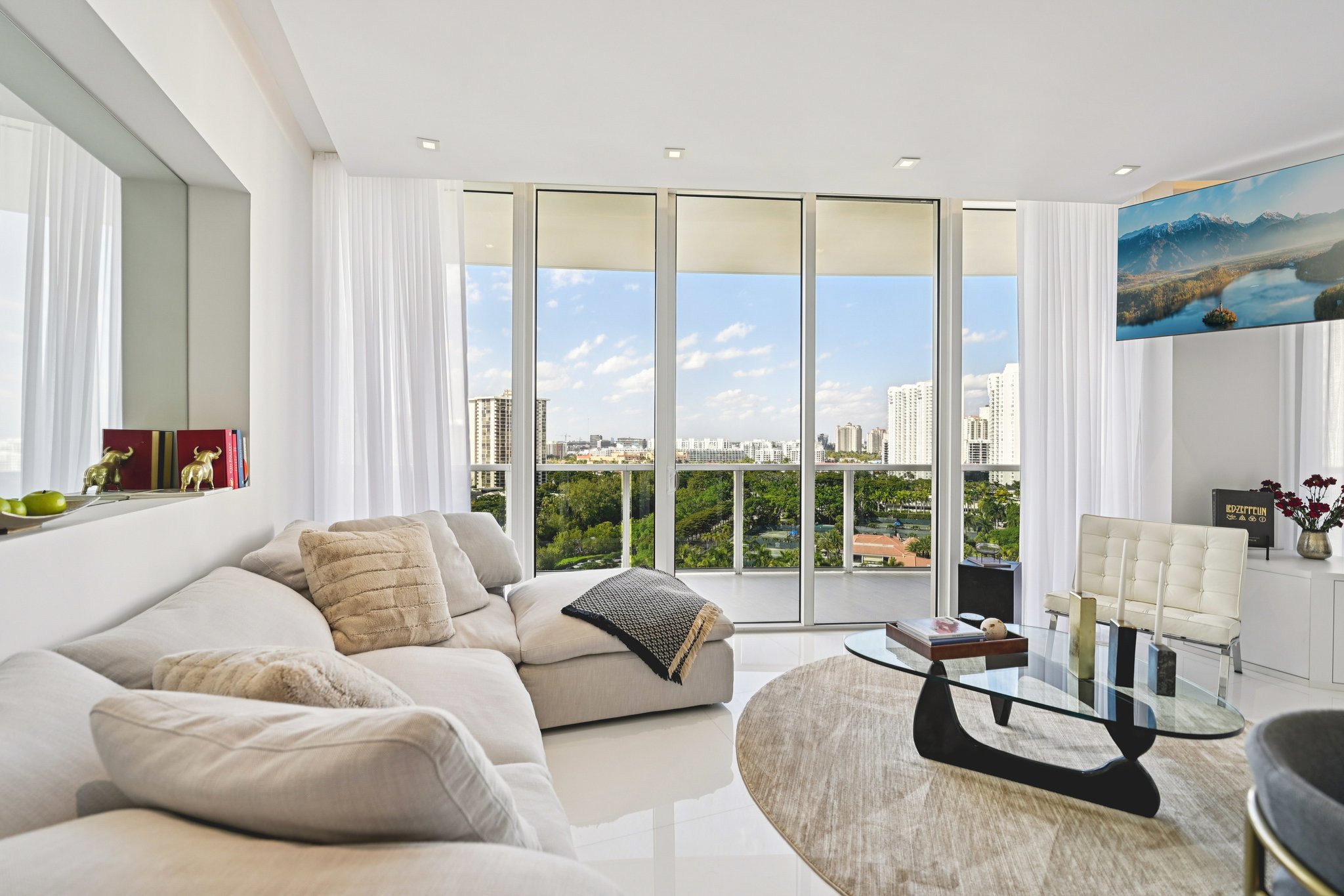 Island Blvd-S1702-008.jpg