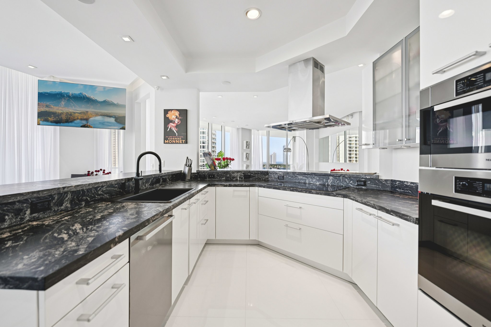 Island Blvd-S1702-016.jpg