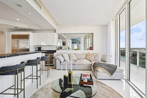 Island Blvd-S1702-006.jpg