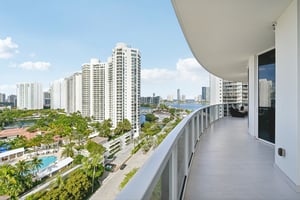 Island Blvd-S1702-044.jpg