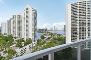 Island Blvd-S1702-048.jpg