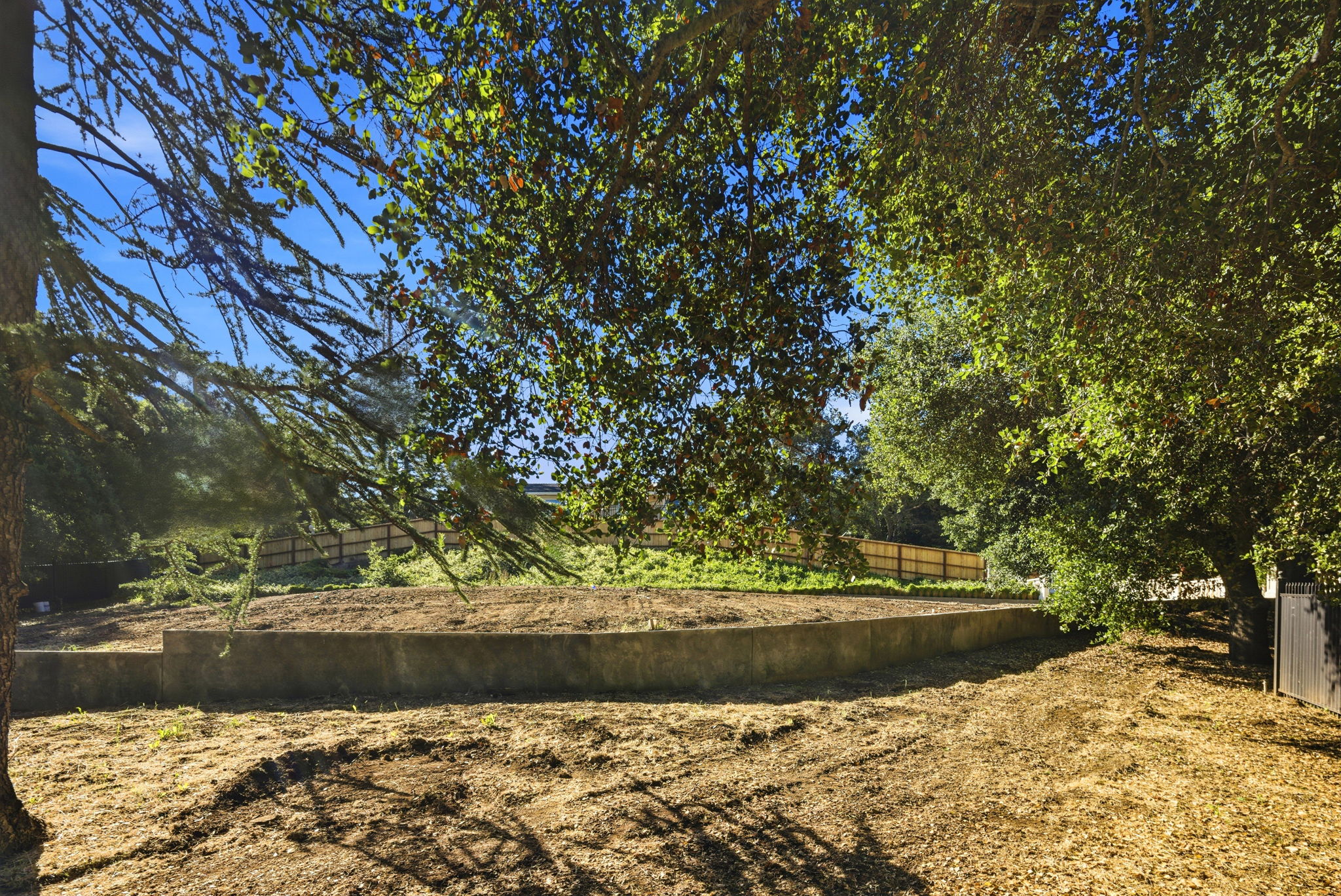 015_F8_4100 Old Adobe Rd