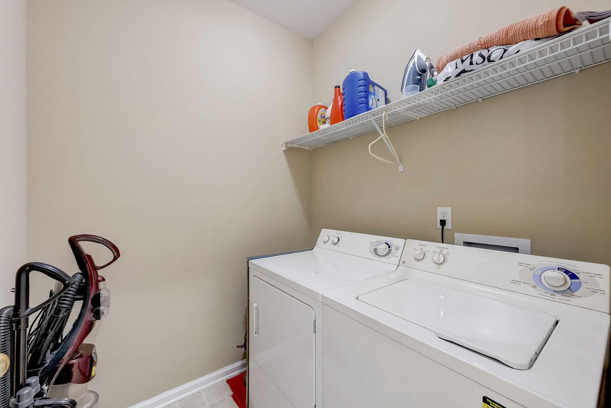 Ashland Cir-024
