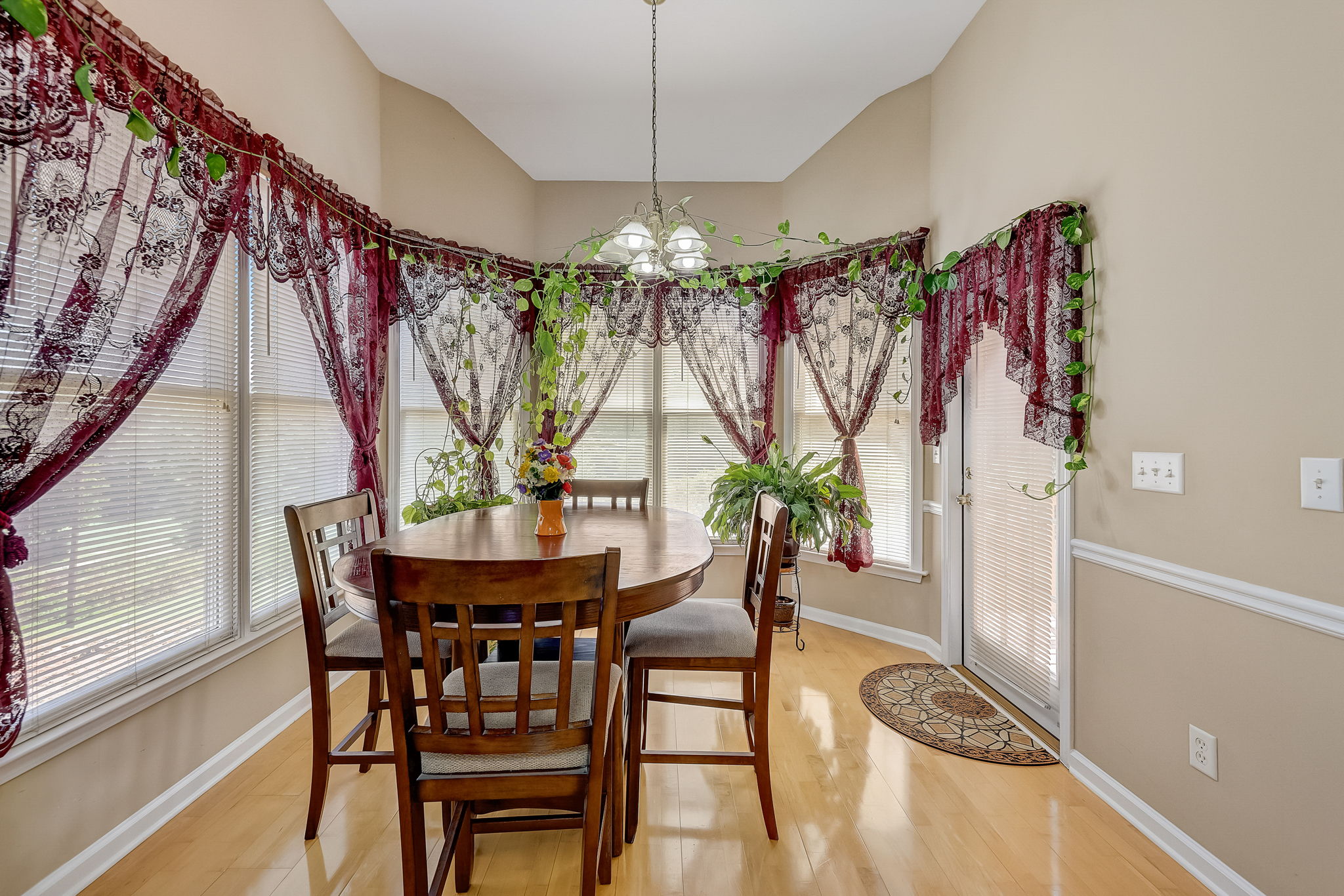 Ashland Cir-012