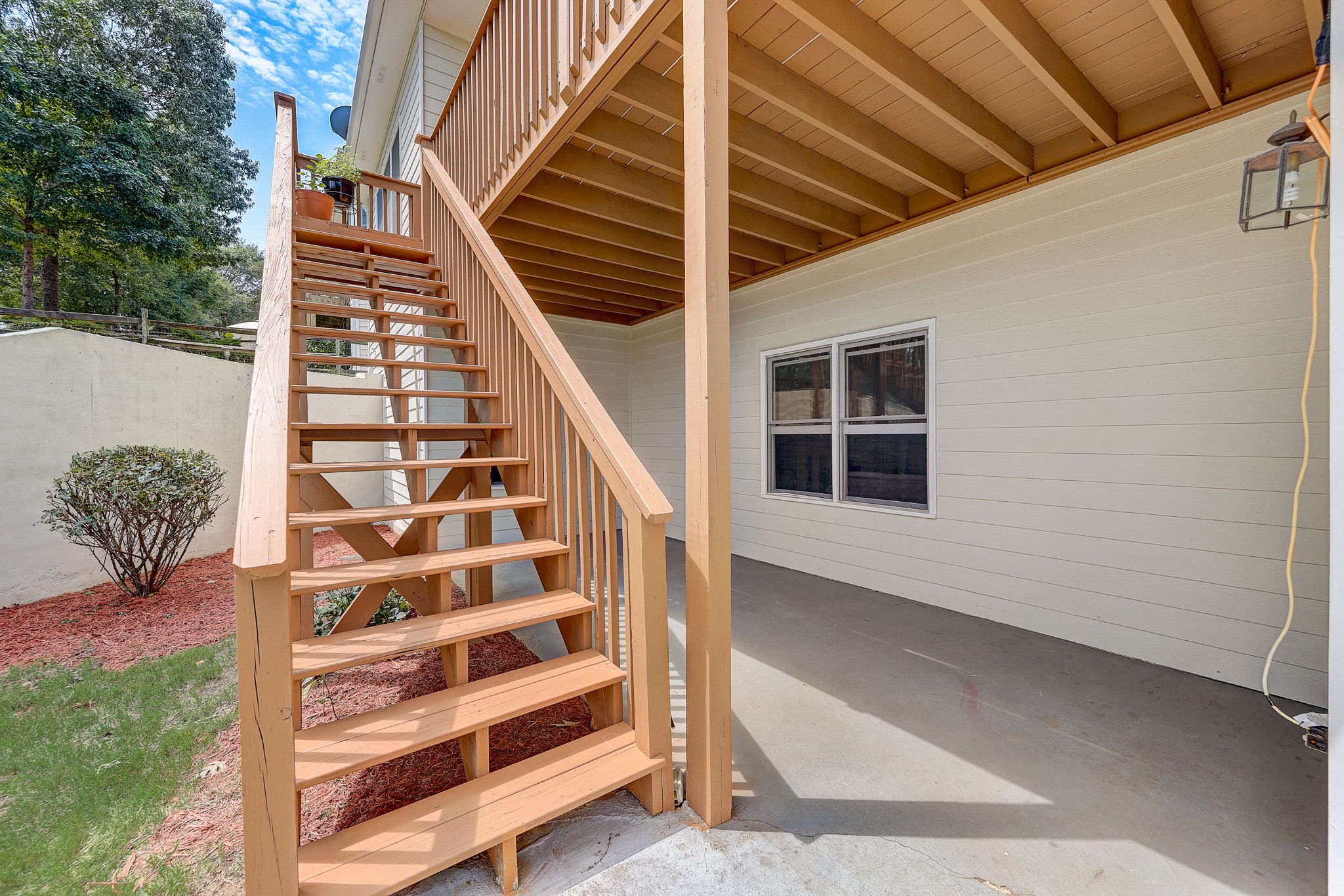 Ashland Cir-041