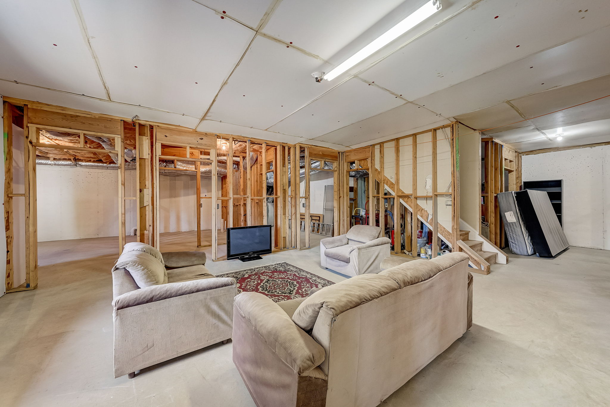 Ashland Cir-037