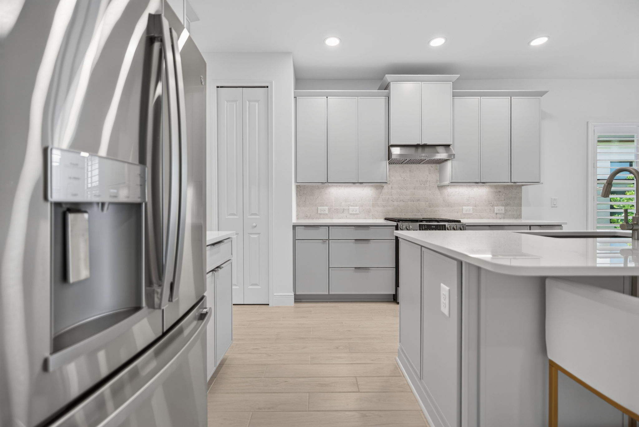  Photo 33